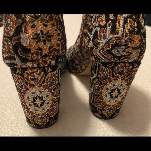 Brand New Fashionable Ankle Boots By CANDIES.- box 30 - Picture 8 of 8